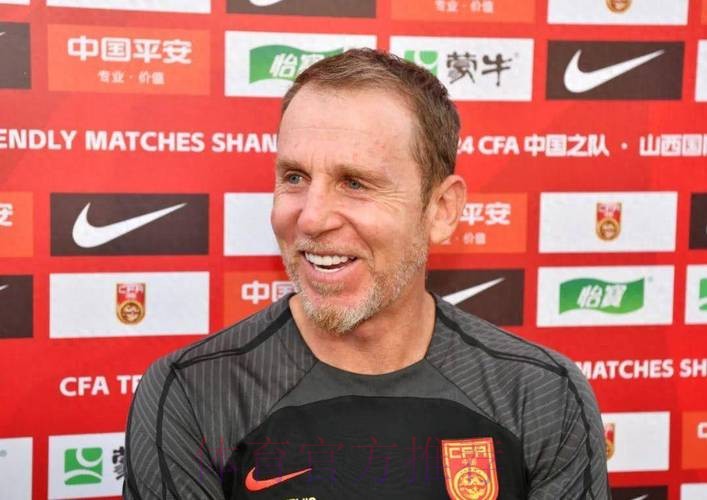 扬戈维奇出任U19男足黄队主教练 扬戈维奇出任U19男足黄队主教练