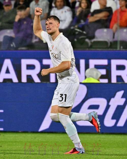 意甲-小麦破门无效霍伊伦造险 那不勒斯0-0帕尔马